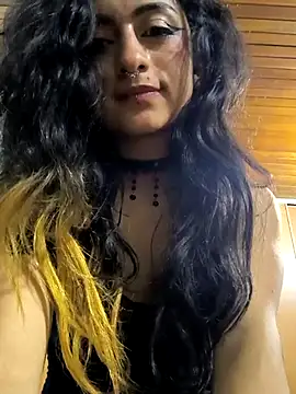 Lila Desiree online show from 03/04/25, 04:38