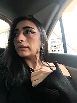 Snapshot of Lila_Desiree chatting on 11/12/25, 08:52 Lila Desiree online show from 11/12/25, 08:52