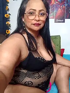 ScarletthJhonson- online show from 03/12/25, 02:30