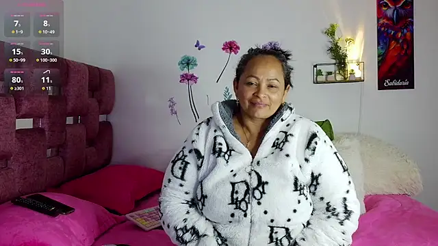 ScarletthJhonson- online show from 04/11/26, 06:45