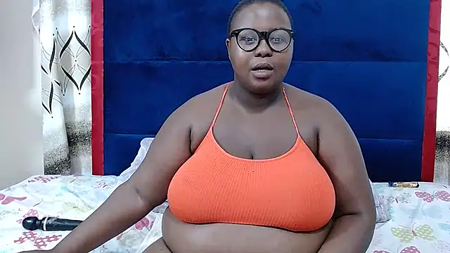 Snapshot of Sexybubbles14xxx chatting on 02/05/25, 04:48 Sexybubbles14xxx online show from 02/05/25, 04:48