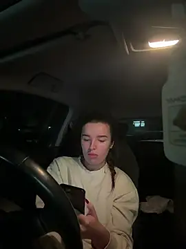 maisiesmithx online show from 12/31/24, 07:40