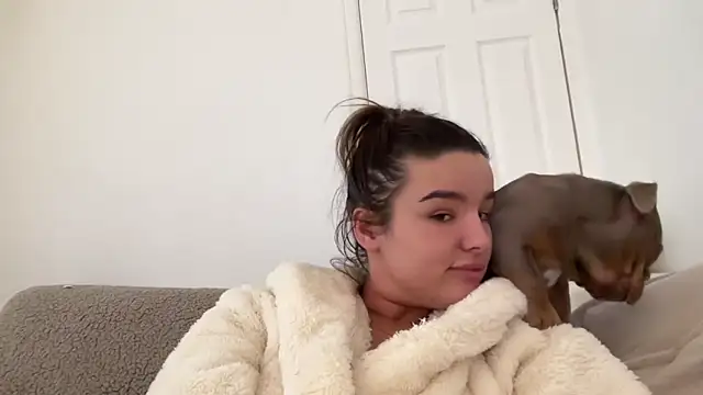 maisiesmithx online show from 02/04/25, 12:22