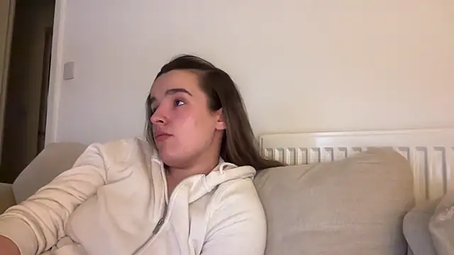 Snapshot of maisiesmithx chatting on 03/10/26, 07:52 maisiesmithx online show from 03/10/26, 07:52