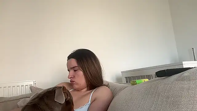 Snapshot of maisiesmithx chatting on 03/11/26, 12:22 maisiesmithx online show from 03/11/26, 12:22