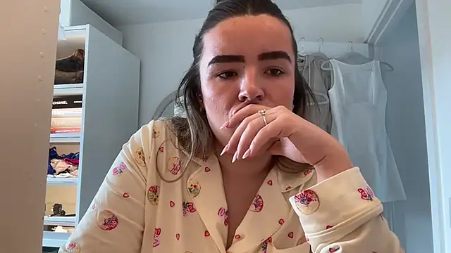 Snapshot of maisiesmithx chatting on 03/30/26, 02:07 maisiesmithx online show from 03/30/26, 02:07