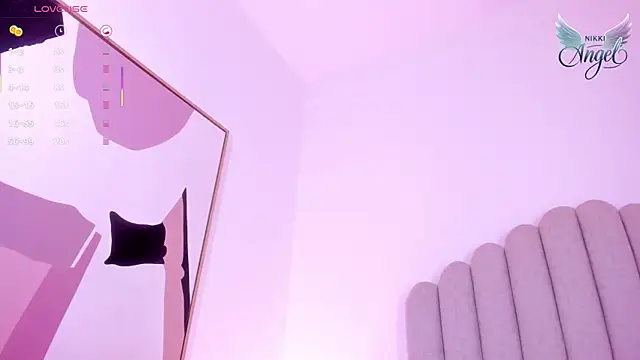 Nikki Angel  online show from 09/18/25, 07:27