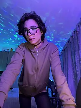 sue   0 online show from 02/04/25, 04:26