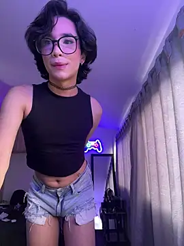 sue   0 online show from 03/08/25, 10:45