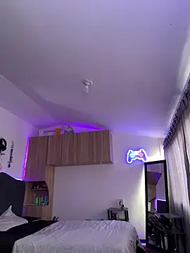 sue   0 online show from 03/22/25, 09:42