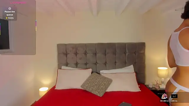 Snapshot of Dark_hairy_ chatting on 02/24/26, 04:10 Dark hairy online show from 02/24/26, 04:10