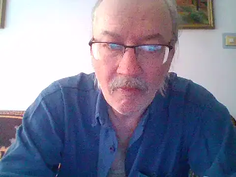 Snapshot of loverboyxxx69 chatting on 01/30/25, 01:31 loverboyxxx69 online show from 01/30/25, 01:31