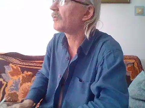 Snapshot of loverboyxxx69 chatting on 02/11/25, 01:30 loverboyxxx69 online show from 02/11/25, 01:30