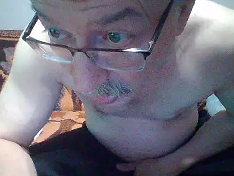 Snapshot of loverboyxxx69 chatting on 02/13/25, 07:21 loverboyxxx69 online show from 02/13/25, 07:21