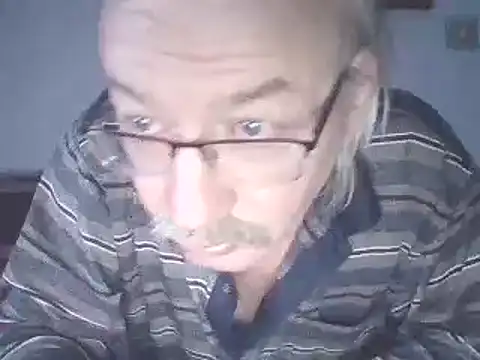 Snapshot of loverboyxxx69 chatting on 03/14/25, 01:48 loverboyxxx69 online show from 03/14/25, 01:48