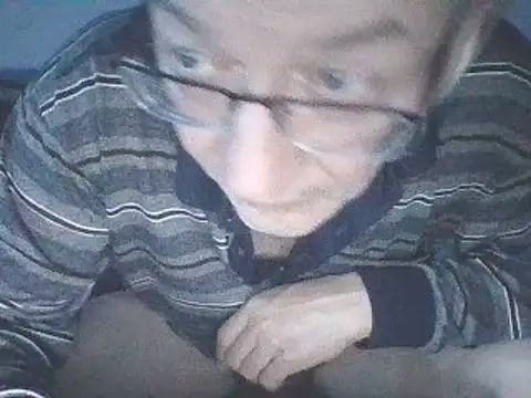 Snapshot of loverboyxxx69 chatting on 03/15/25, 07:38 loverboyxxx69 online show from 03/15/25, 07:38