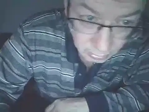 Snapshot of loverboyxxx69 chatting on 03/20/25, 02:19 loverboyxxx69 online show from 03/20/25, 02:19