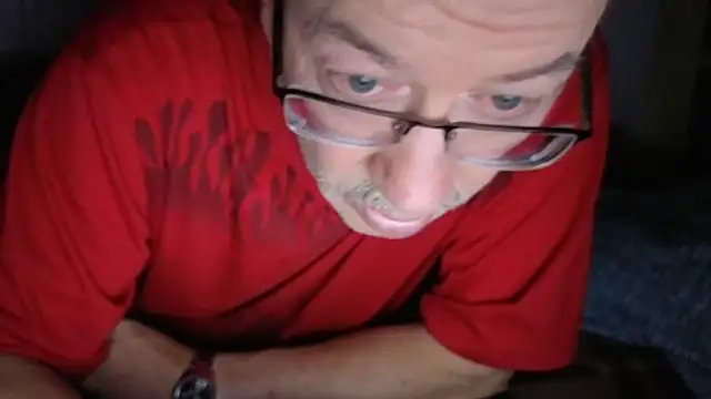 Snapshot of loverboyxxx69 chatting on 09/30/25, 01:54 loverboyxxx69 online show from 09/30/25, 01:54