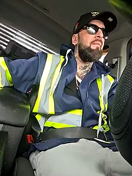 Beardedtattood online show from 11/09/25, 03:21