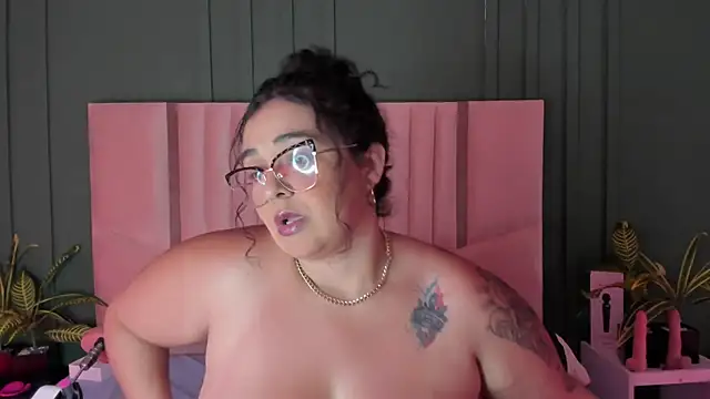 Reginavegaa online show from 03/03/25, 05:18