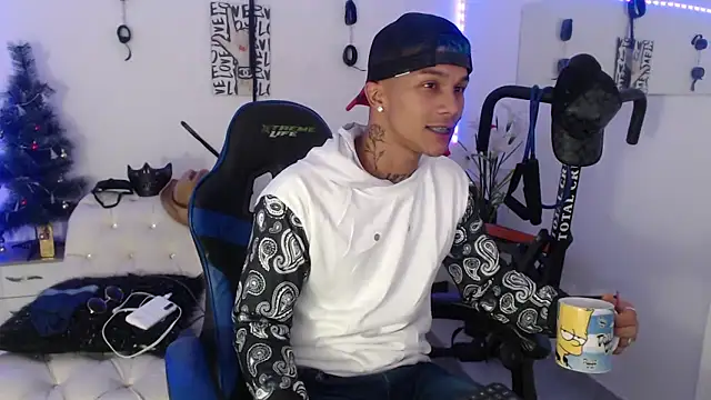 Leonard Price online show from 02/11/25, 02:46