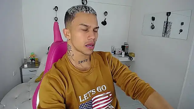 Leonard Price online show from 09/15/25, 07:41