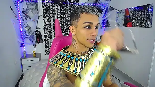 Leonard Price online show from 10/26/25, 01:39