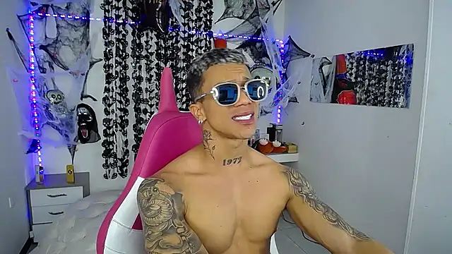 Leonard Price online show from 10/28/25, 02:15