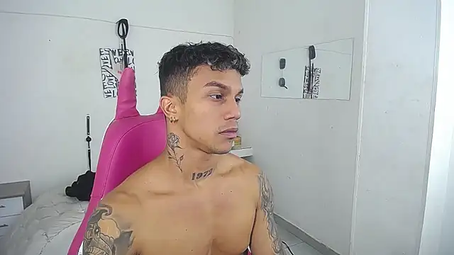 Leonard Price online show from 02/02/26, 03:44