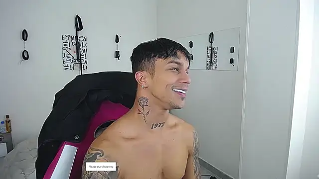 Snapshot of Leonard_Price chatting on 03/14/26, 09:09 Leonard Price online show from 03/14/26, 09:09