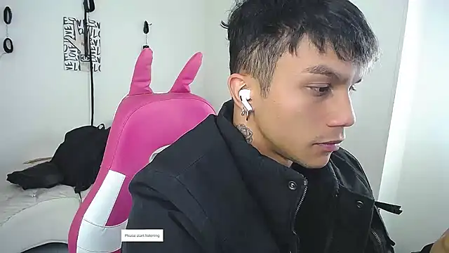 Snapshot of Leonard_Price chatting on 03/21/26, 08:19 Leonard Price online show from 03/21/26, 08:19