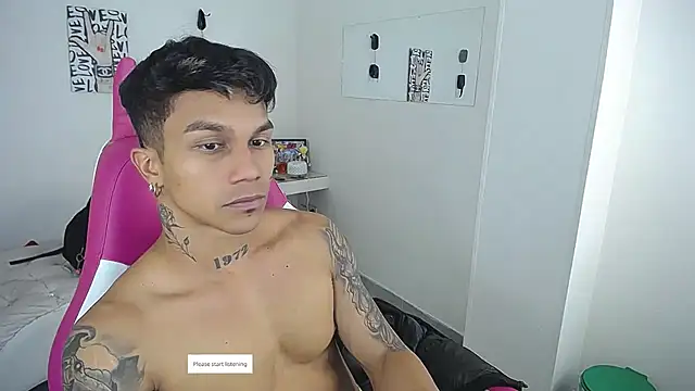 Snapshot of Leonard_Price chatting on 04/11/26, 07:45 Leonard Price online show from 04/11/26, 07:45