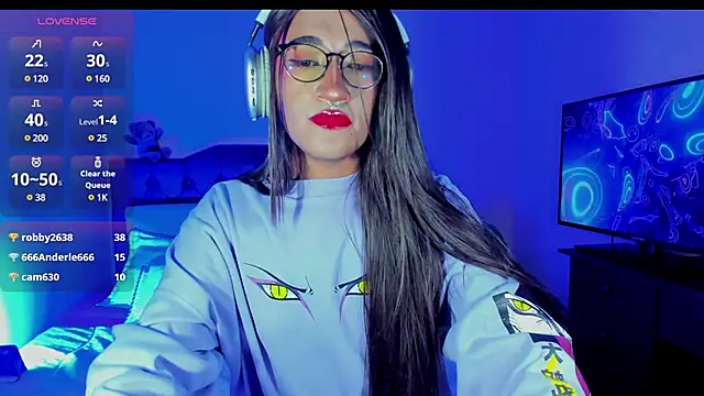 Lararose01 online show from 12/12/24, 09:19