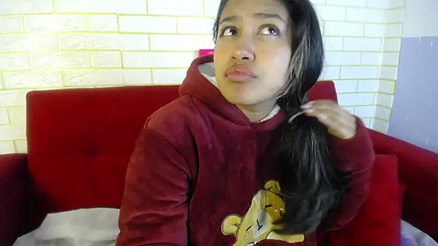 ricura mily online show from 12/03/25, 07:05