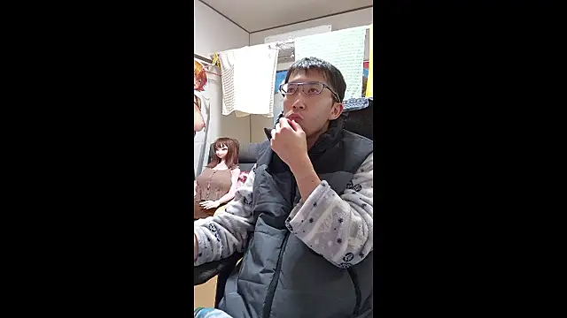 Aenbukkake kai2 online show from 11/27/25, 03:36