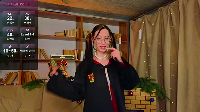 Dark Lola  online show from 12/15/24, 09:35