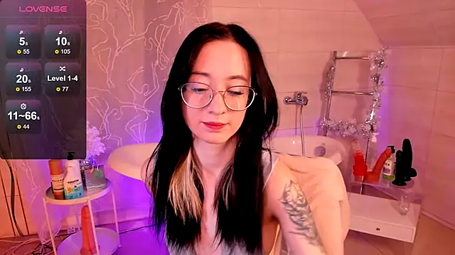 Dark Lola  online show from 12/17/24, 09:50