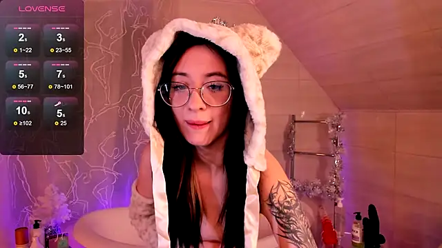 Dark Lola  online show from 12/17/24, 12:54