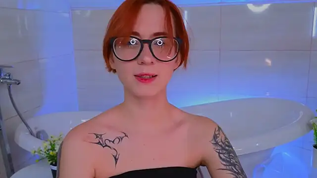 Dark Lola  online show from 10/11/25, 02:44