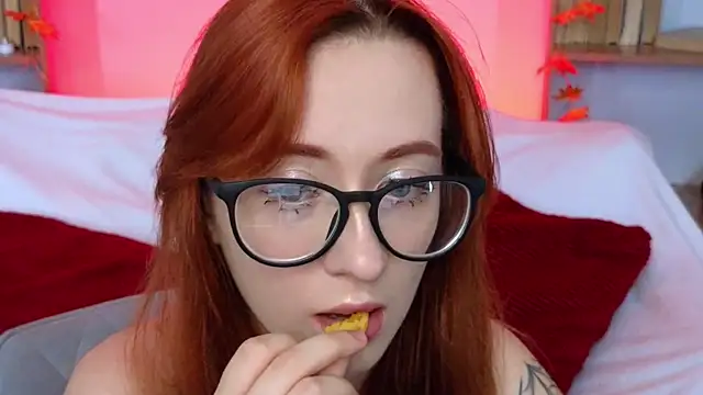 Dark Lola  online show from 10/12/25, 01:48