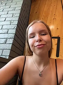 mur girl online show from 07/30/26, 10:03