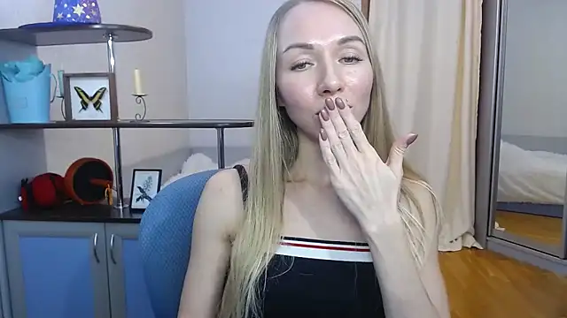 Snapshot of catAlisa chatting on 12/02/24, 01:13 catAlisa online show from 12/02/24, 01:13