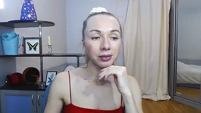 Snapshot of catAlisa chatting on 12/04/24, 08:56 catAlisa online show from 12/04/24, 08:56