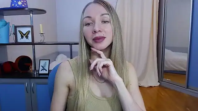 Snapshot of catAlisa chatting on 12/10/24, 10:38 catAlisa online show from 12/10/24, 10:38