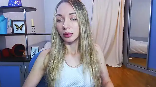 Snapshot of catAlisa chatting on 12/11/24, 08:47 catAlisa online show from 12/11/24, 08:47