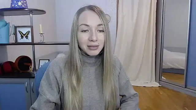 Snapshot of catAlisa chatting on 12/13/24, 06:53 catAlisa online show from 12/13/24, 06:53