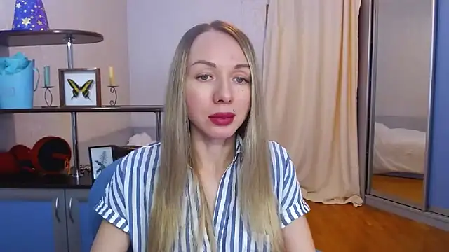 Snapshot of catAlisa chatting on 01/15/25, 09:45 catAlisa online show from 01/15/25, 09:45