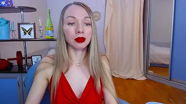 Snapshot of catAlisa chatting on 02/14/25, 10:07 catAlisa online show from 02/14/25, 10:07