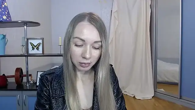 Snapshot of catAlisa chatting on 03/03/25, 06:59 catAlisa online show from 03/03/25, 06:59