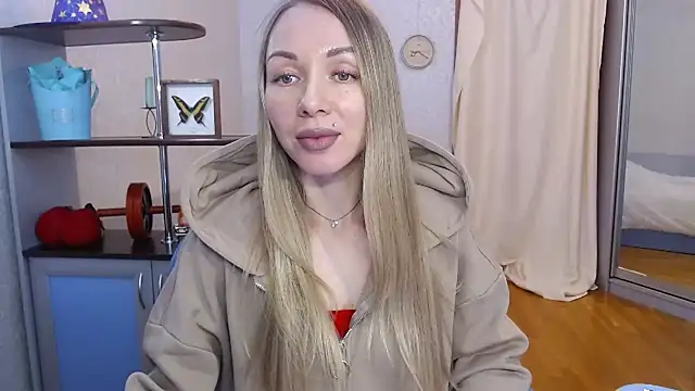 Snapshot of catAlisa chatting on 03/15/25, 11:08 catAlisa online show from 03/15/25, 11:08